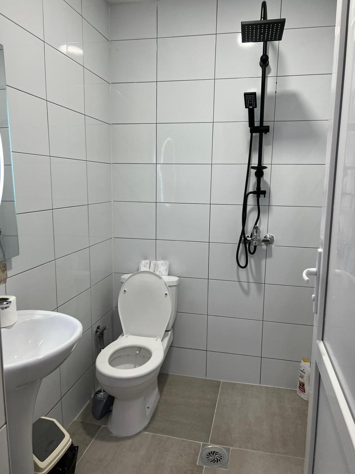Hotelwhite Gjilan المظهر الخارجي الصورة